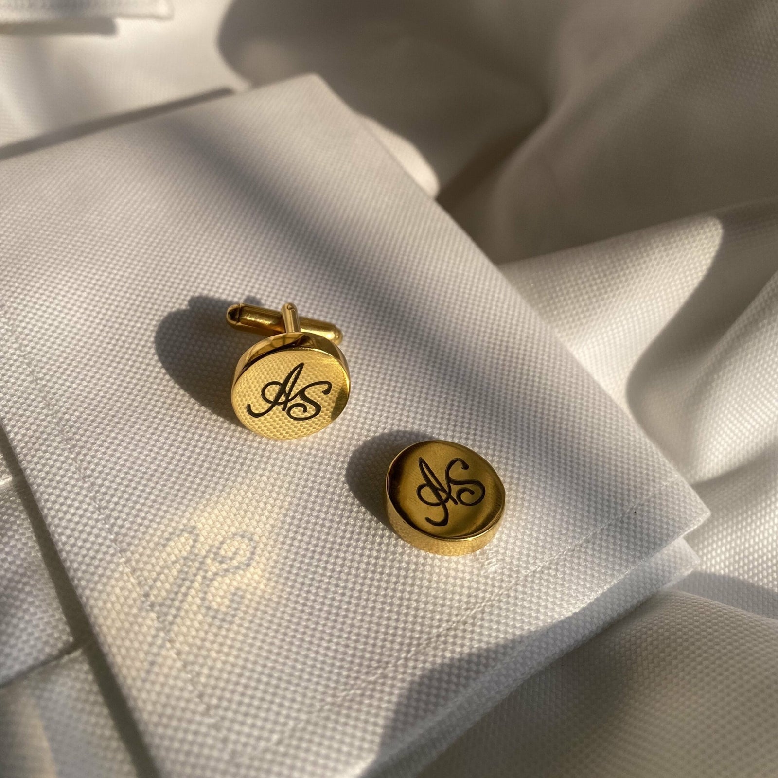 Engraved Round Cufflinks