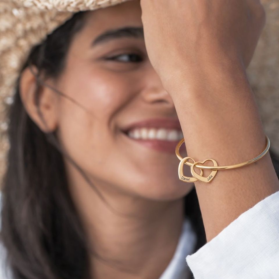 Interlocking Adjustable Hearts Bracelet