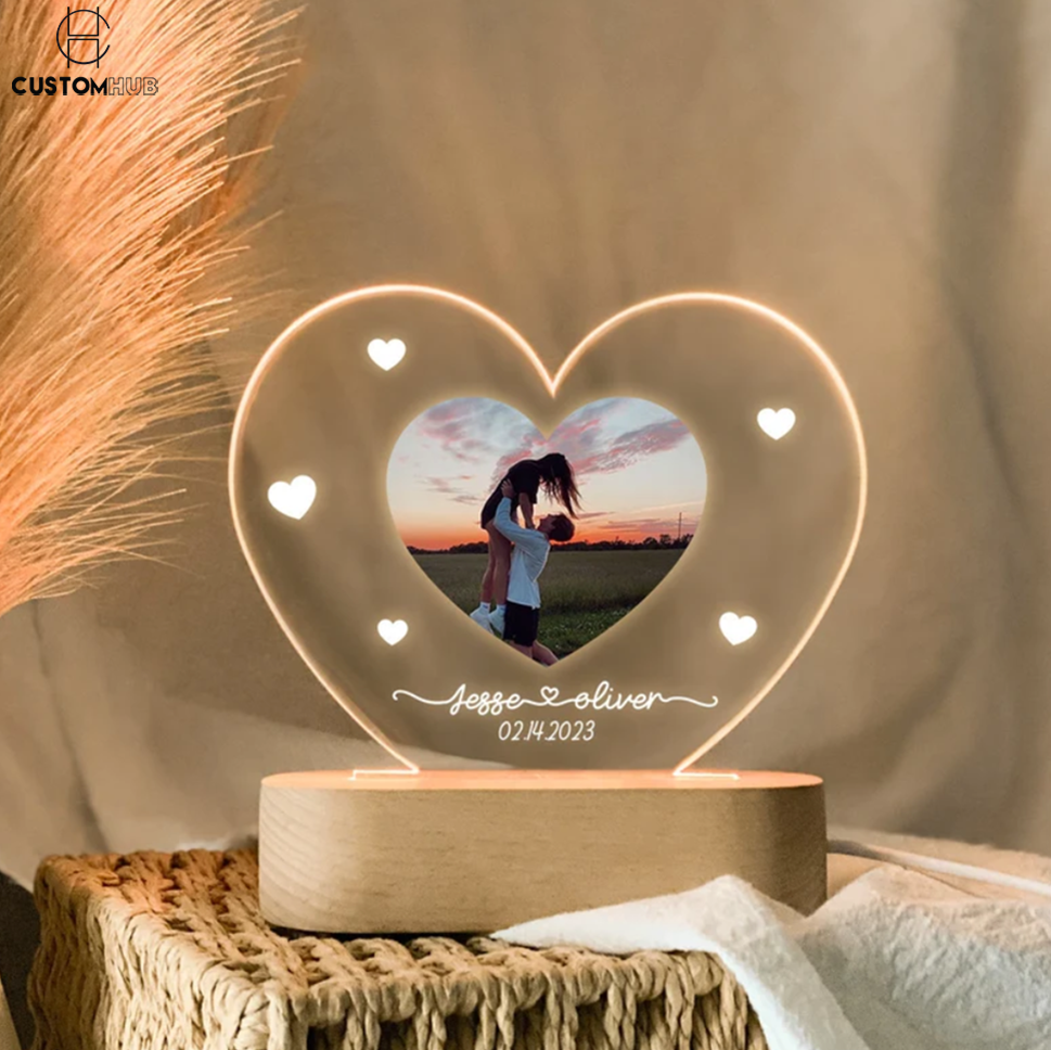 Customized heart-shaped couple photo night light