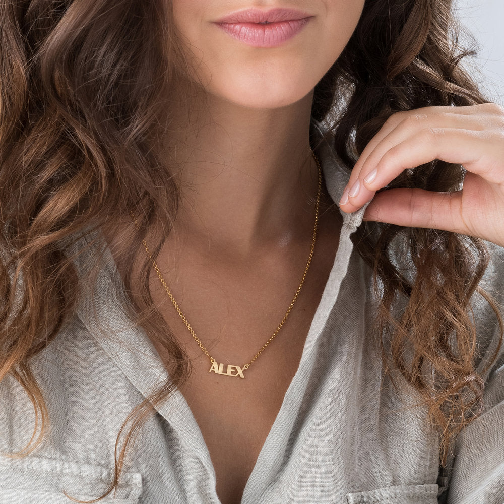 GATSBY NAME NECKLACE