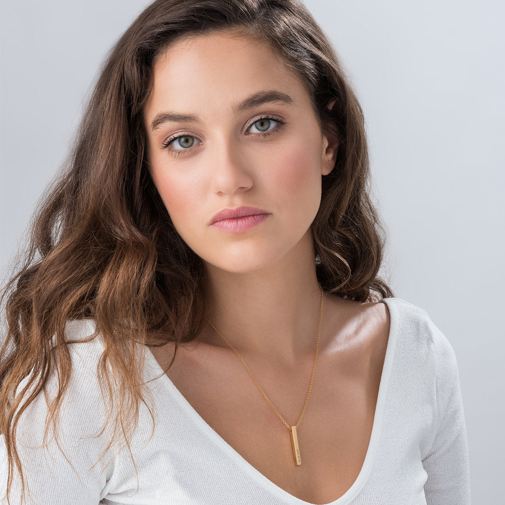 BAR NECKLACE