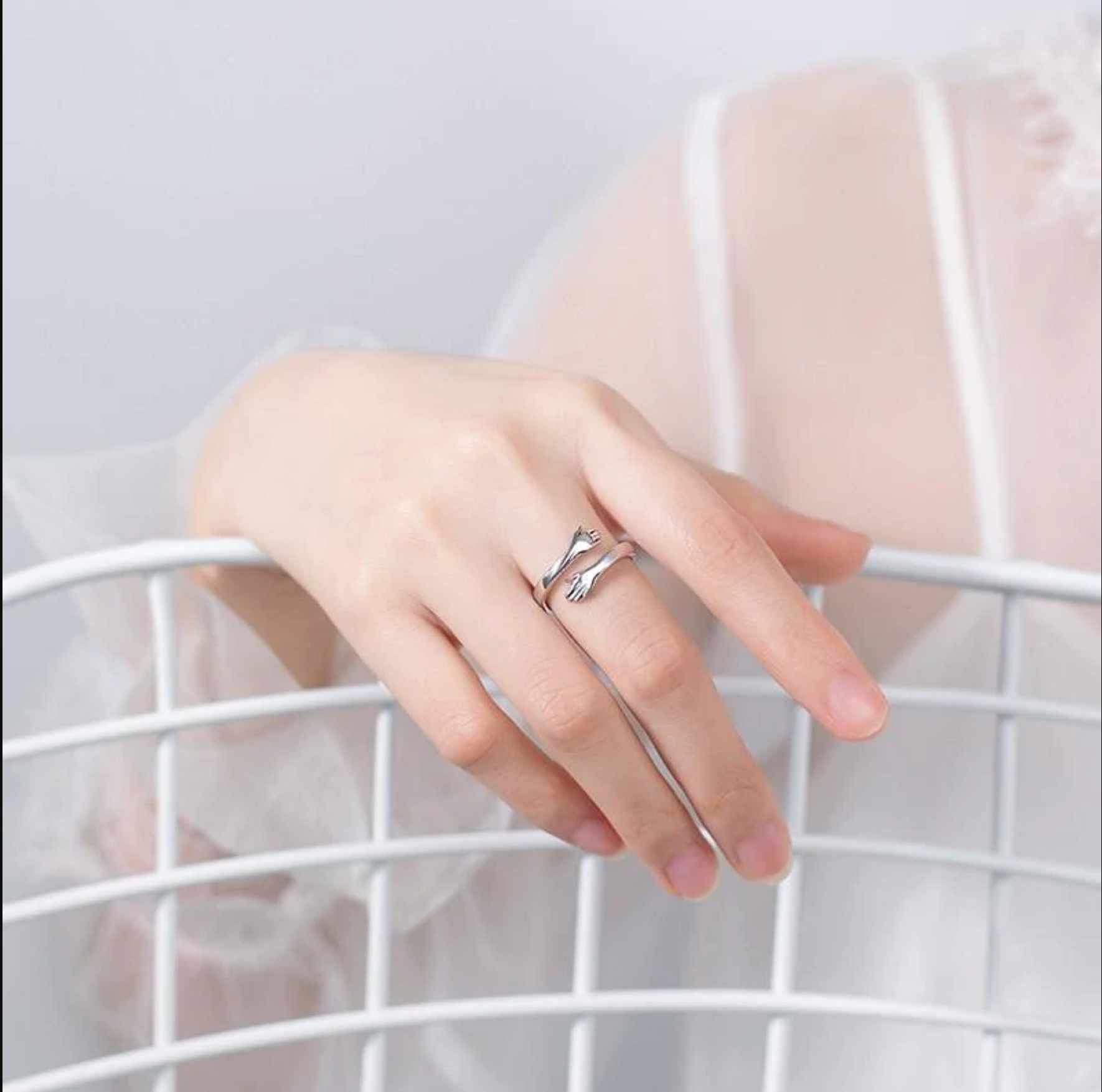 HUG RING - ITALIAN